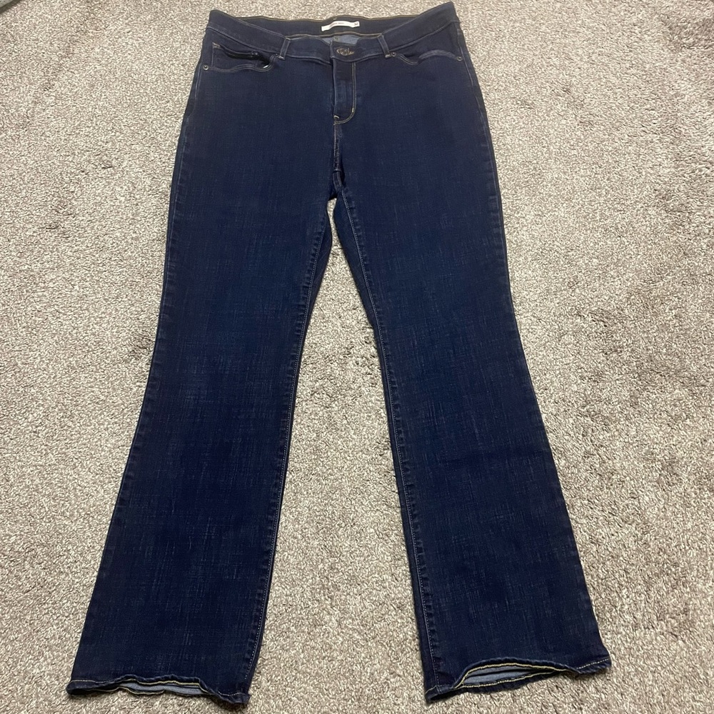 Women's Levi’s Classic Boot Cut Jeans Size 32